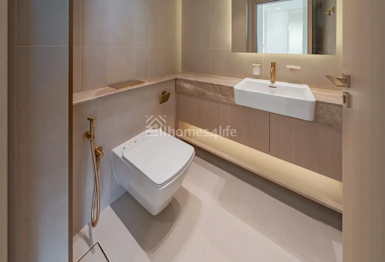 | Balcony with Private Jacuzzi | Modern Finish