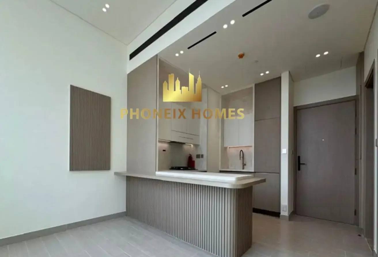 Higher floor | Private Pool | Luxury Finishing