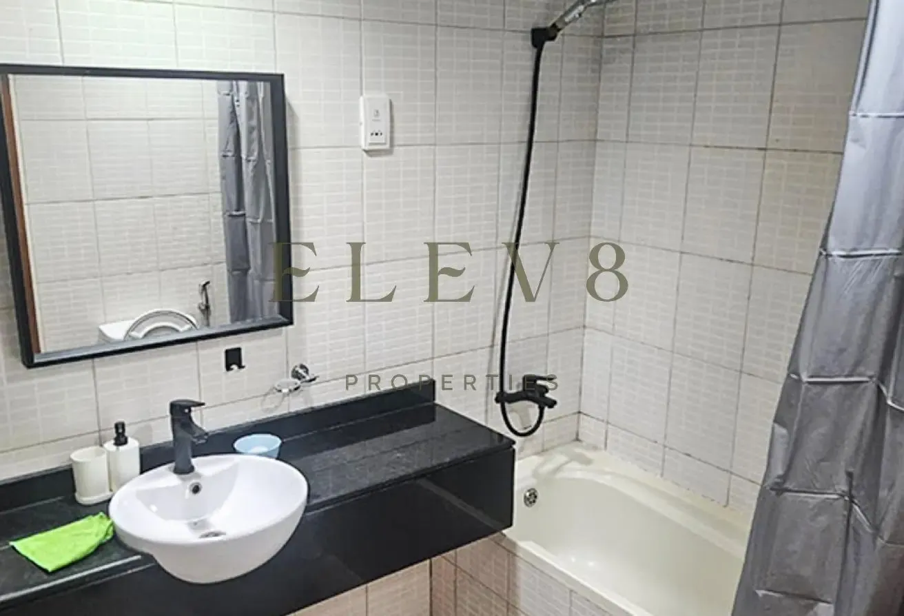 Spacious Studio | Prime Location | Lago Vista