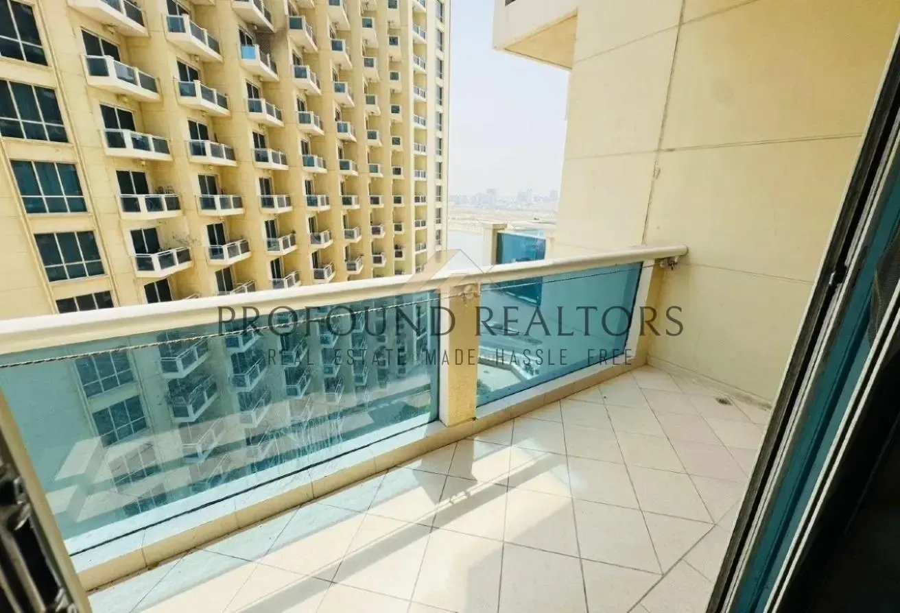 Ready to move in | Best Deal | Bright & Spacious