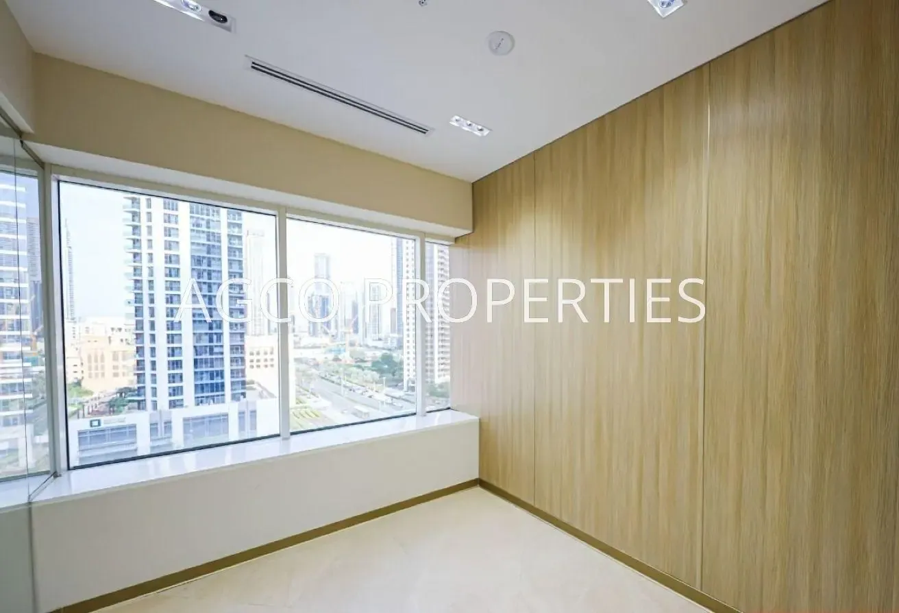 High ROI | Luxurious | Brand New | Burj Views
