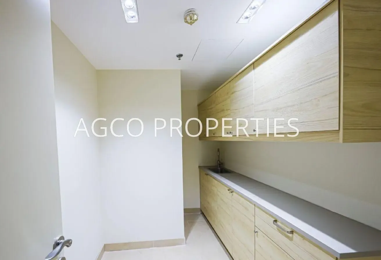 High ROI | Luxurious | Brand New | Burj Views