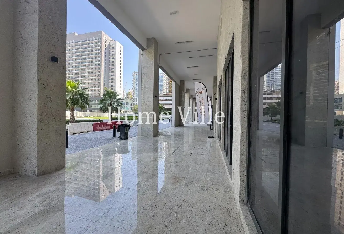 Ready and Vacant I Prime Location I Park View