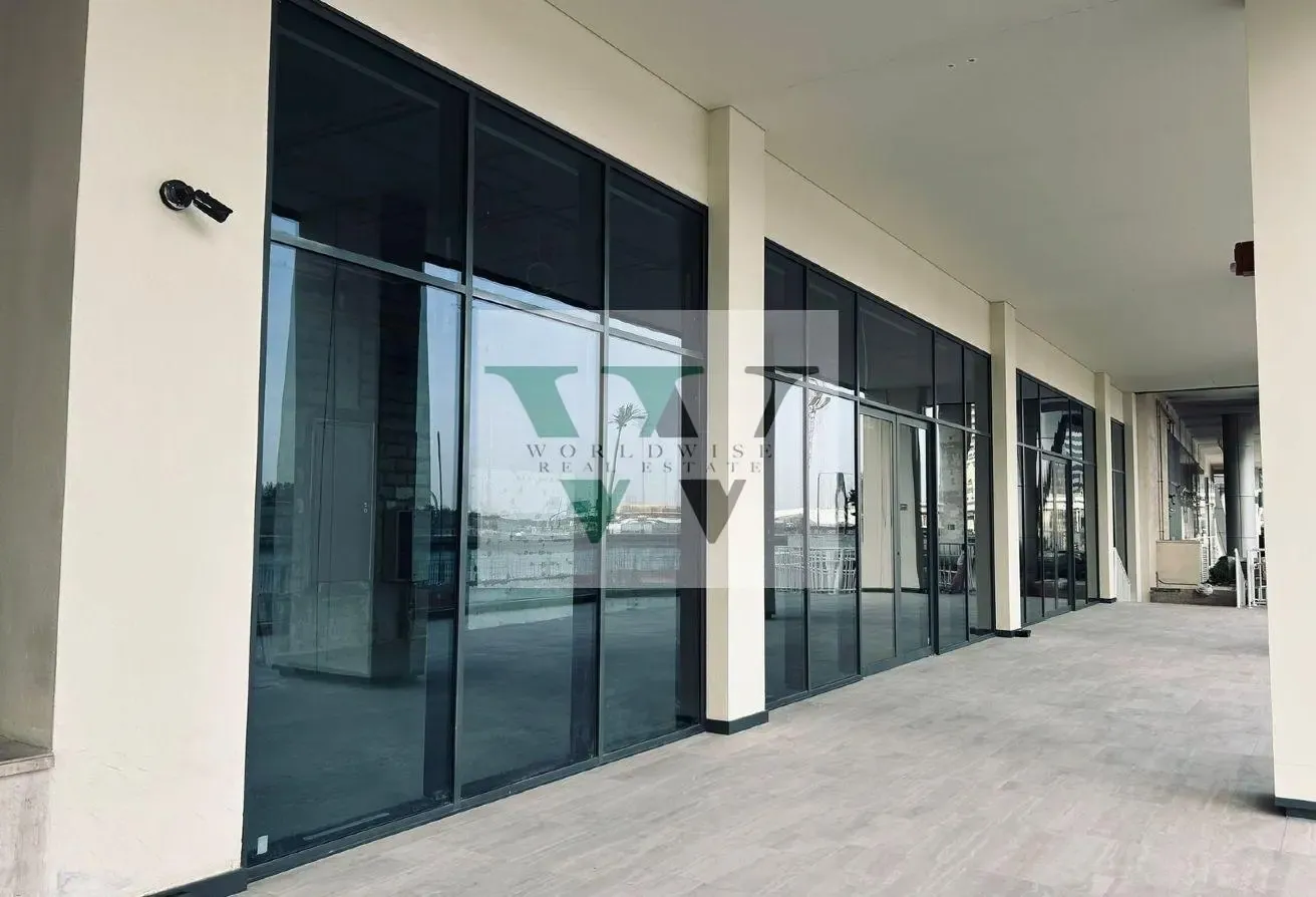 Waterfront retail | huge layout | new building