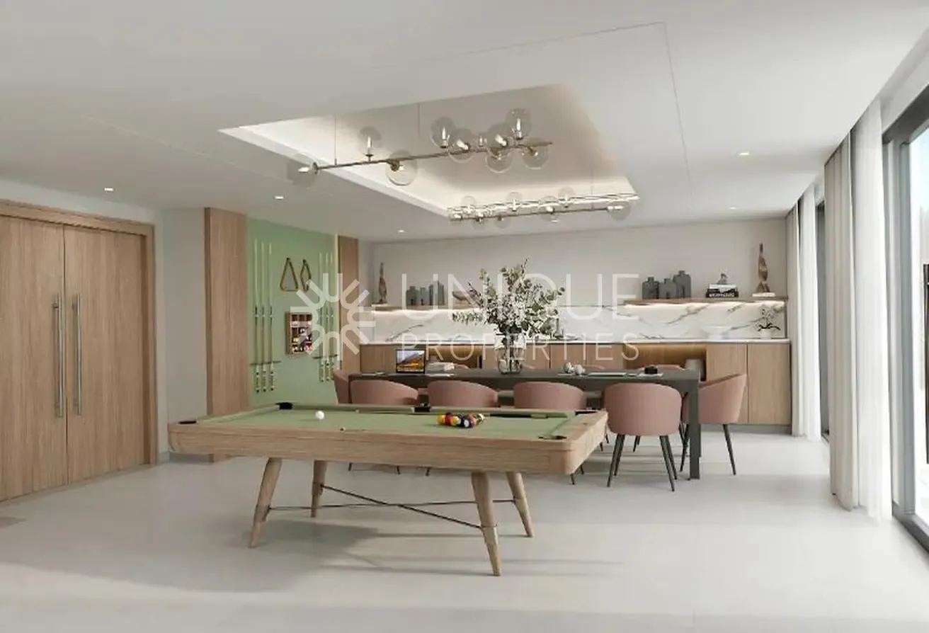Prime Retail Investment | High ROI Potential | JVC