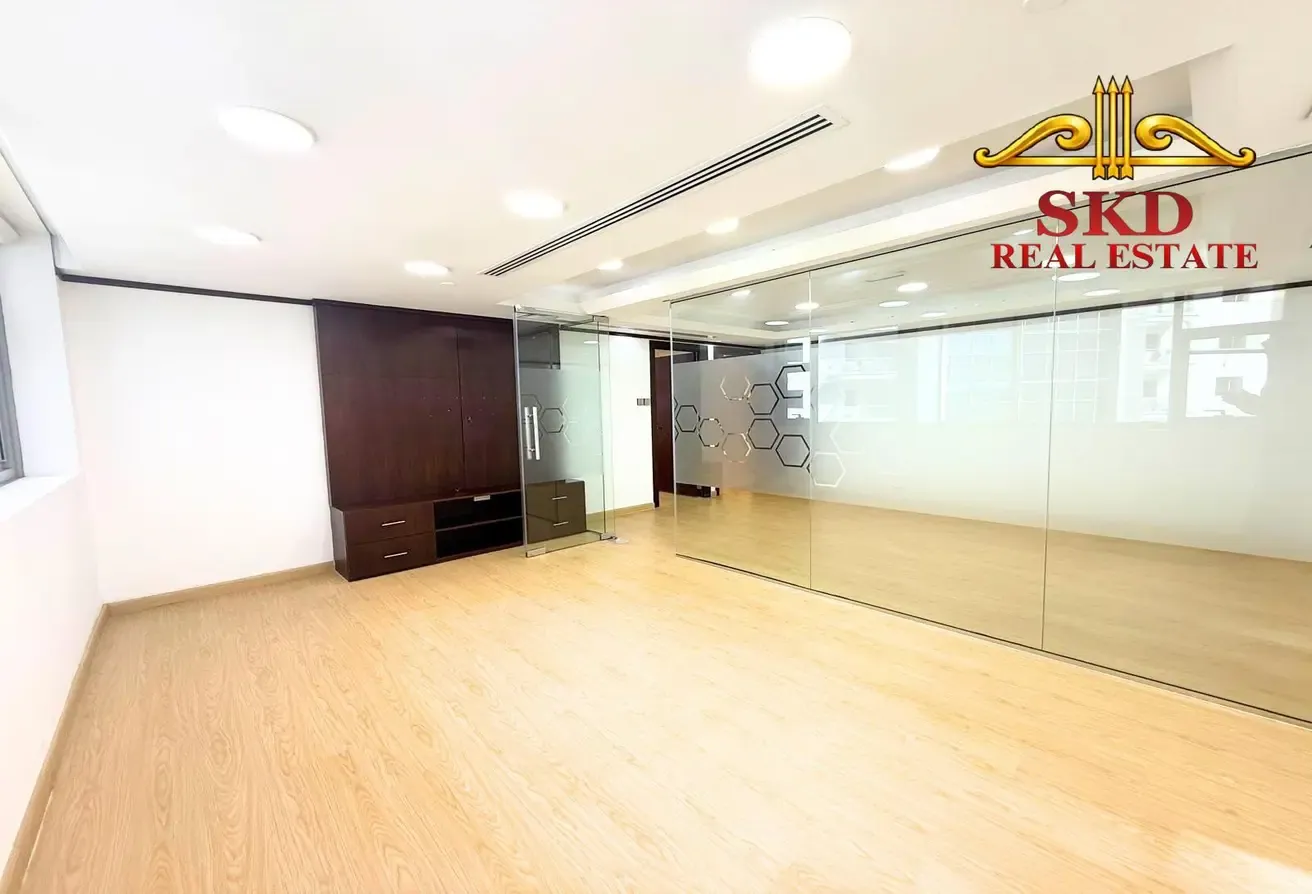 Office With Fully Fitted Partitions| Aspect Tower