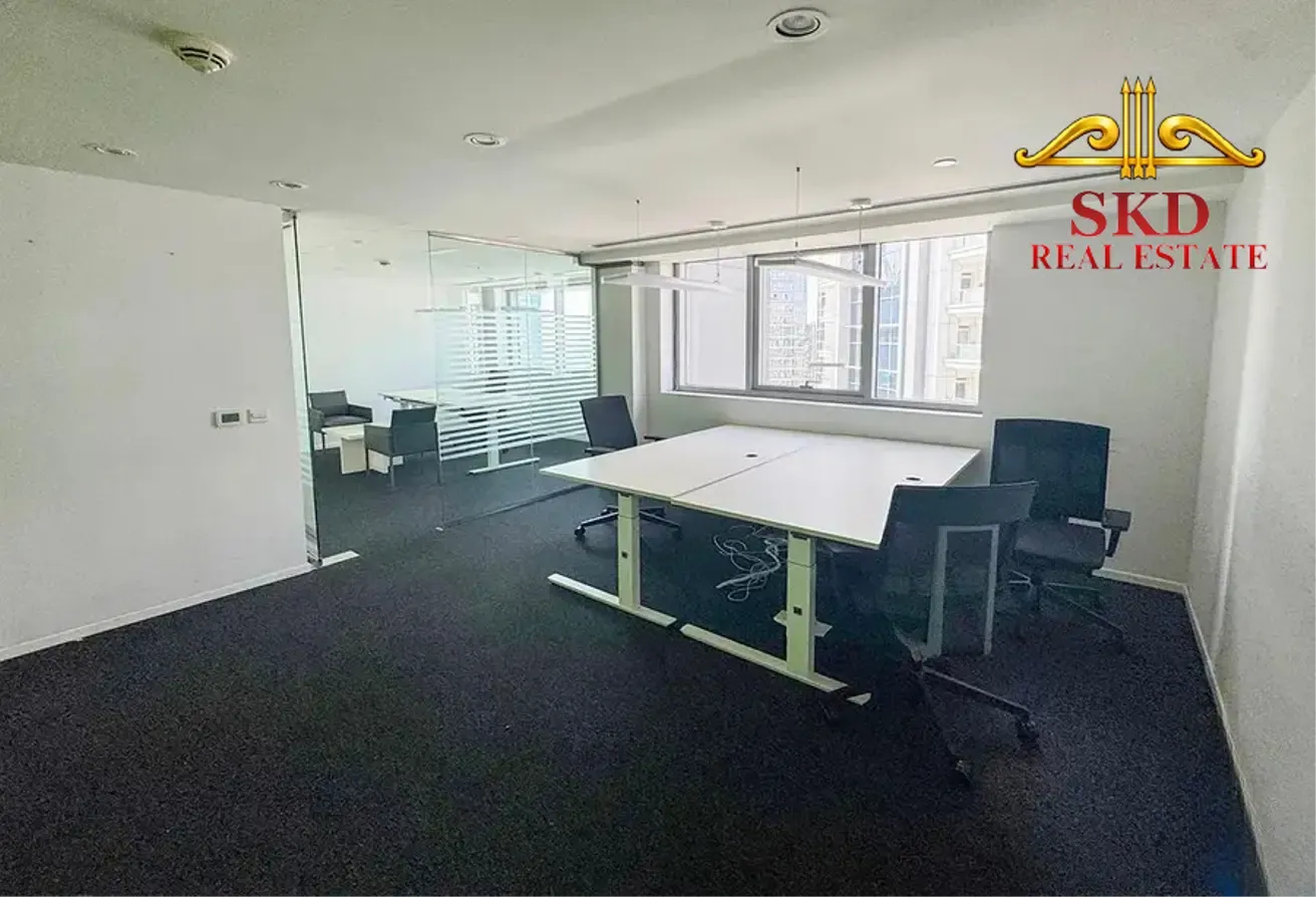 Office | Natural Light | City View | High floor