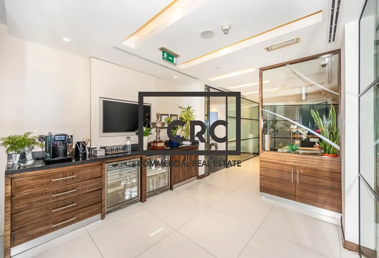 Exclusive Office | 16 Parking | Grade A Office