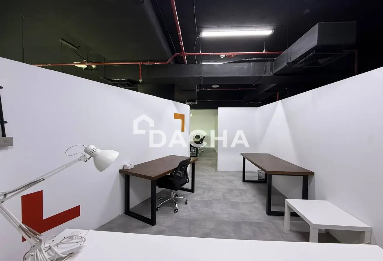 Fitted | Canal Views | Vacant in September