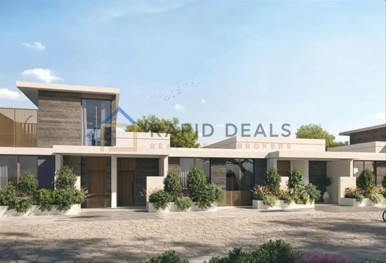 3BR+M Park Facing Townhouse - Exclusive Unit!