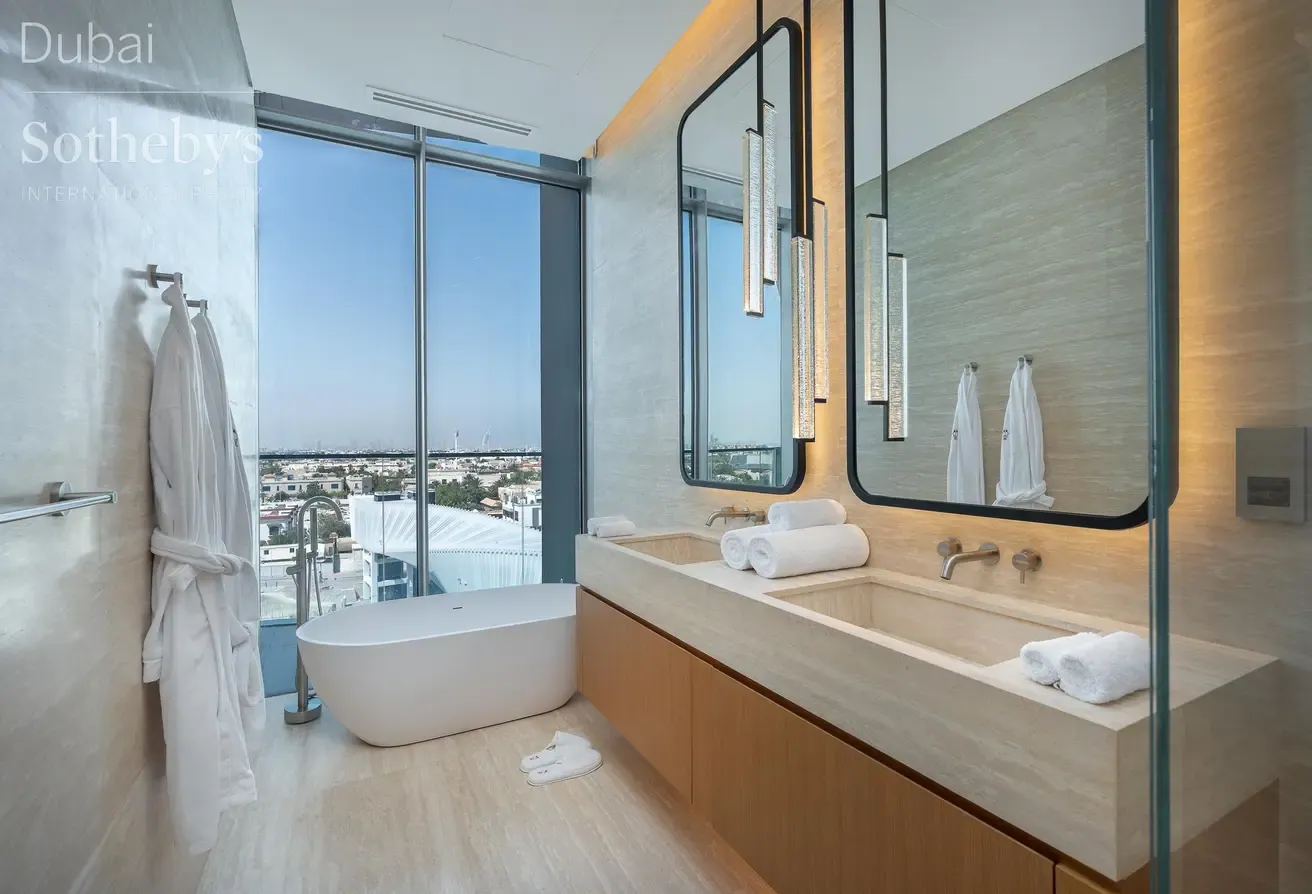 Designer Apartment with Incredible View