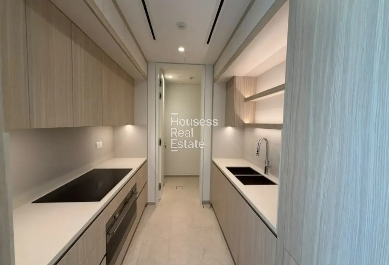 Canal View|High-End Finishes|Fully Fitted Kitchen