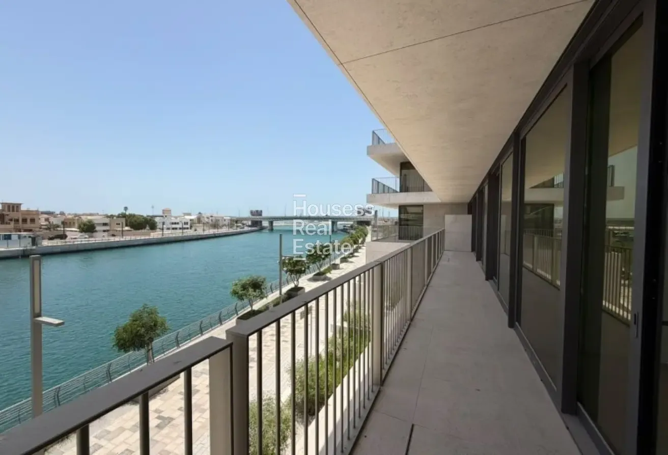 Canal View|High-End Finishes|Fully Fitted Kitchen