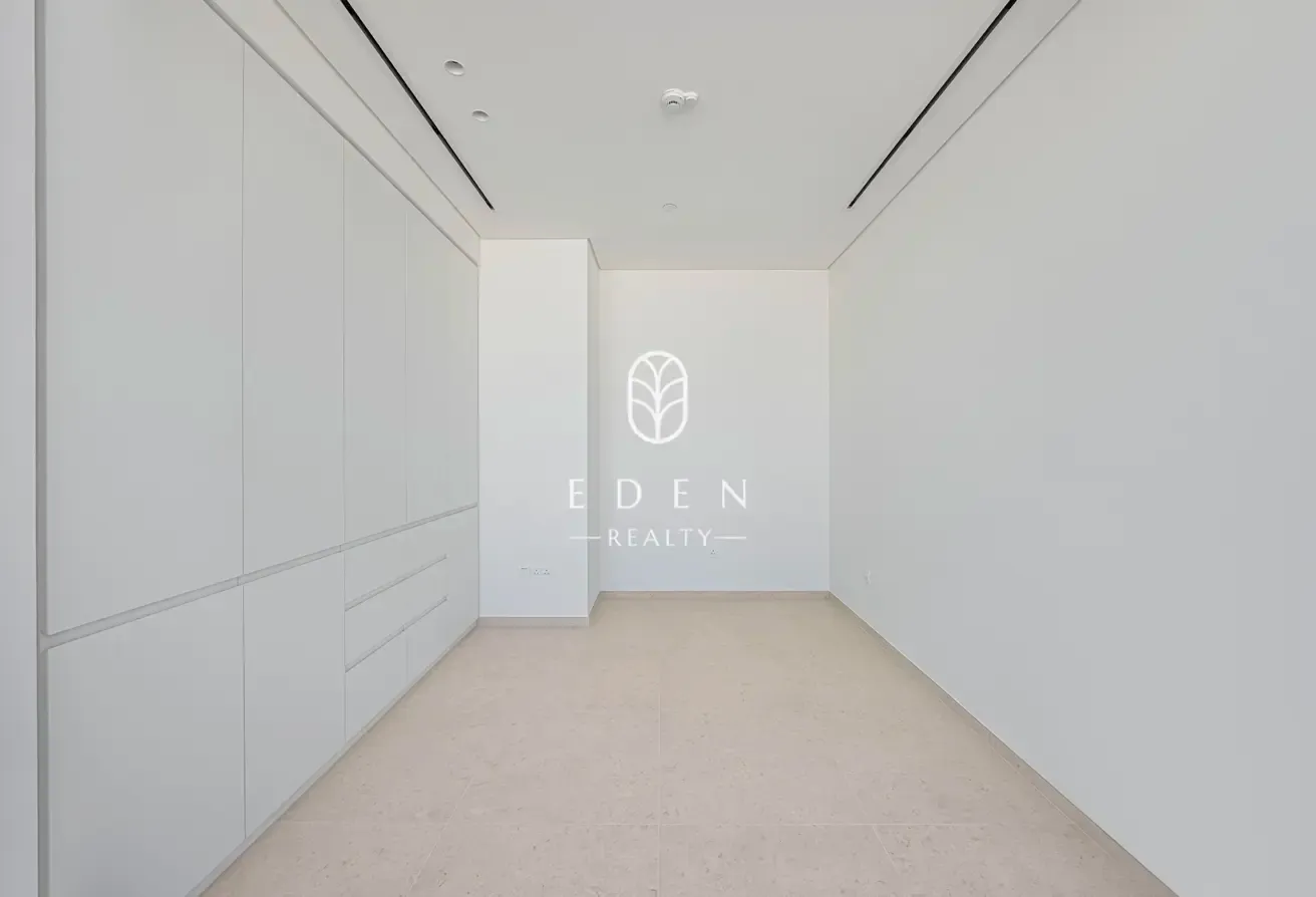 1BR | Burj Khalifa View | Prime Location