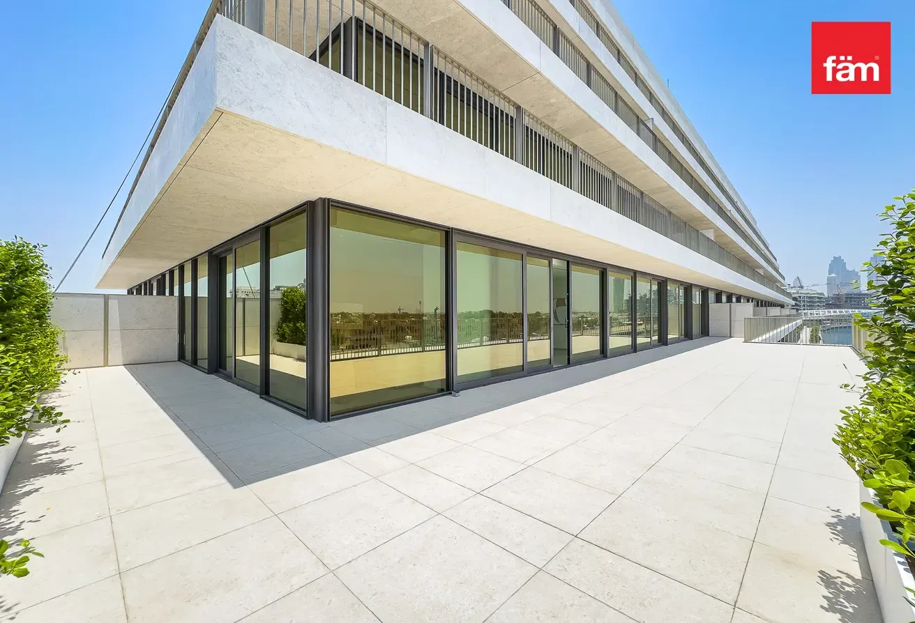 Biggest 3br | Huge Terrace| Full Canal & Sea Views