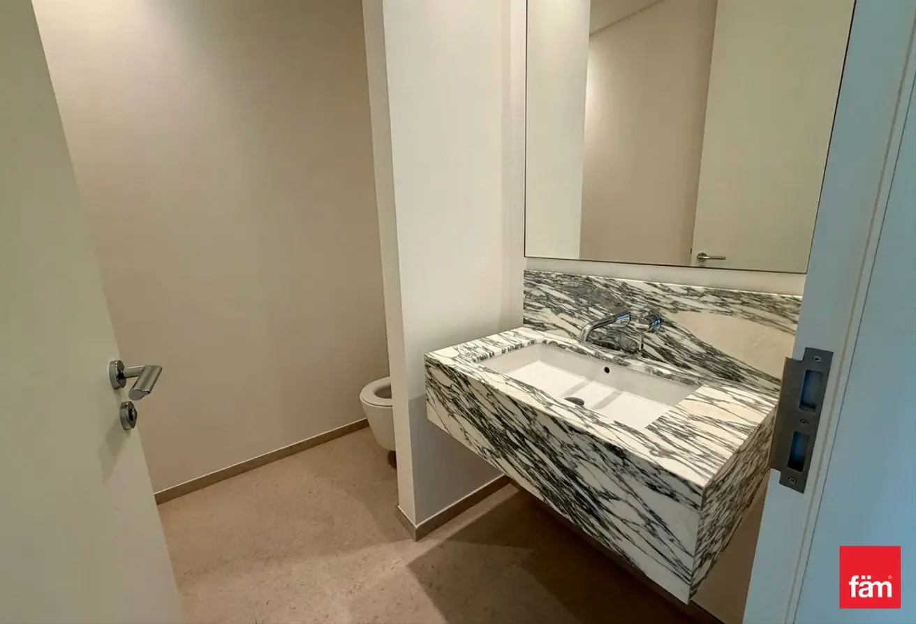 Biggest 1 Bed | Burj View | Negotiable