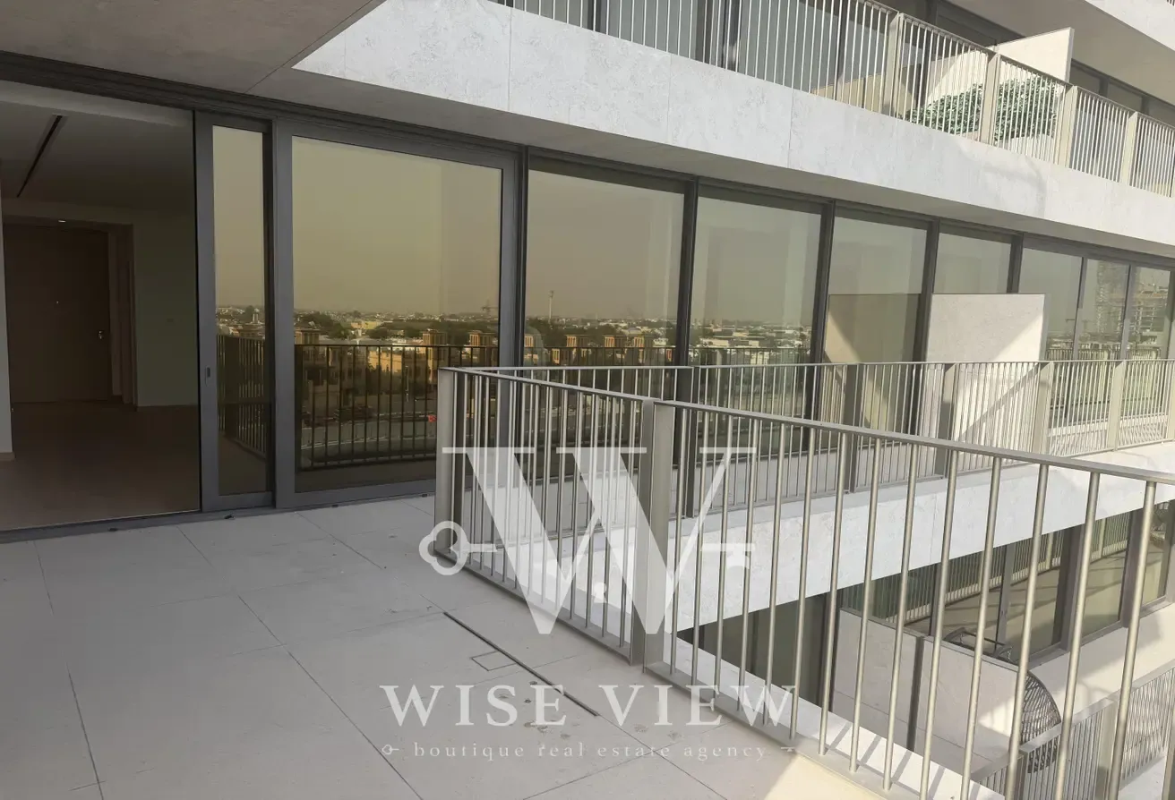 Canal View | Large Balcony | Prime Location