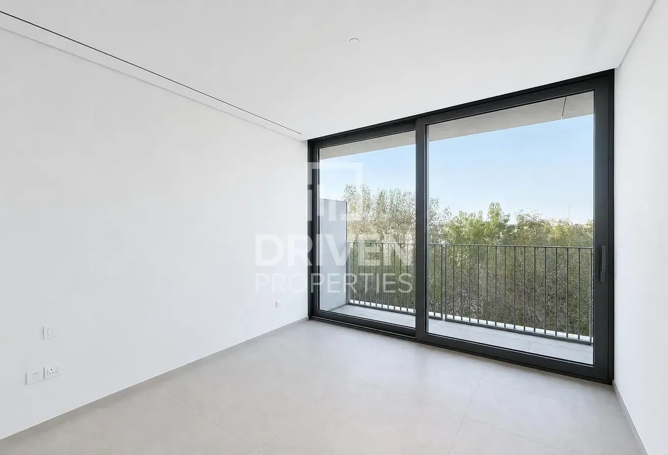 Billionaire Row | Skyline View | Great Location