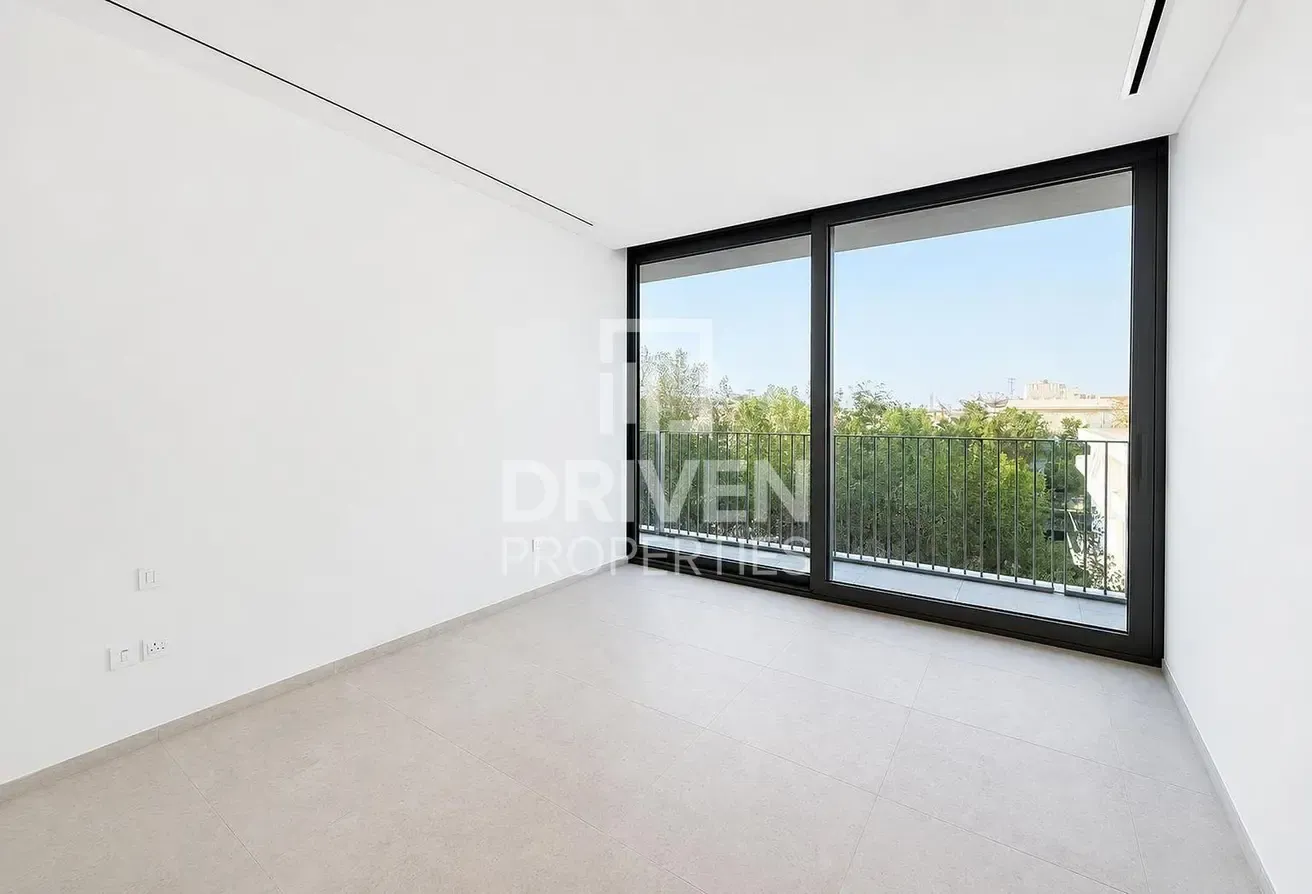 Billionaire Row | Skyline View | Great Location
