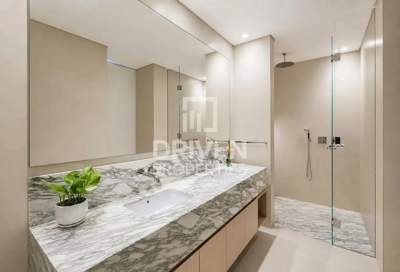Elegant Unit | Billionaires Row | Burj View