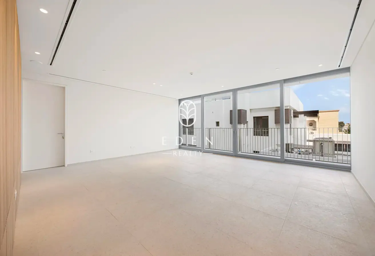 3BR + Maids | Skyline View | Prime Location