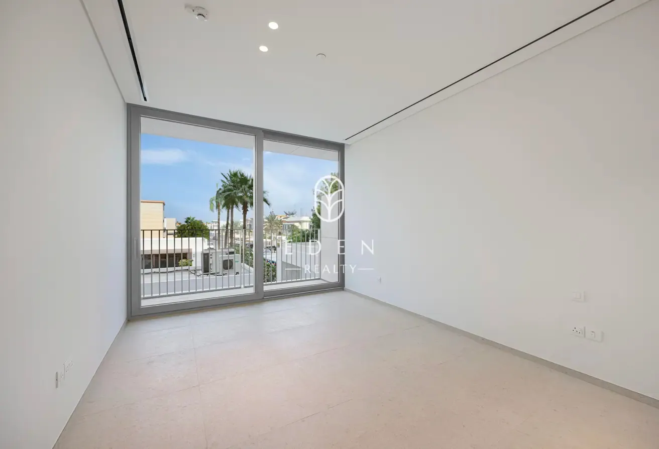 3BR + Maids | Skyline View | Prime Location