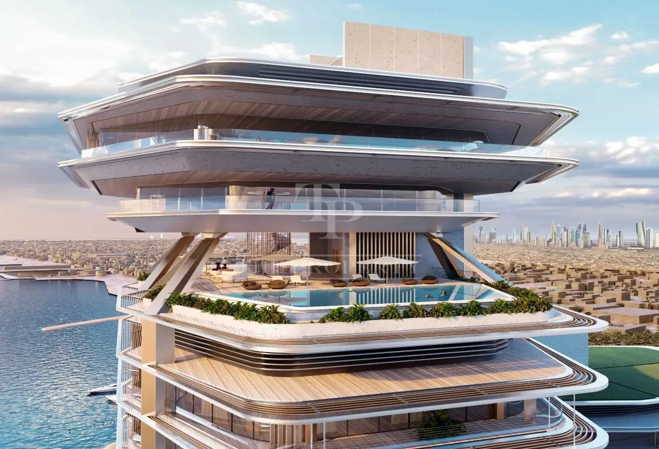 4BR Waterfront Luxury Home | City & Bay Views