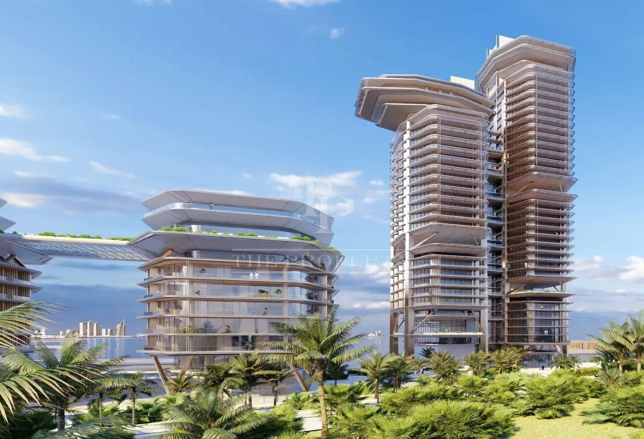 4BR Waterfront Luxury Home | City & Bay Views