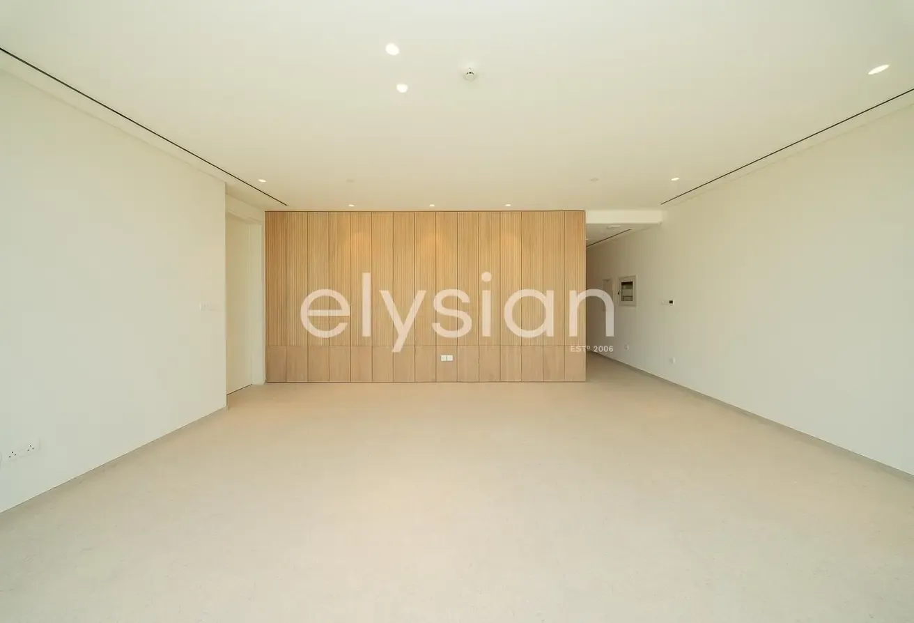 Luxury Location | Brand New | Ready to Move