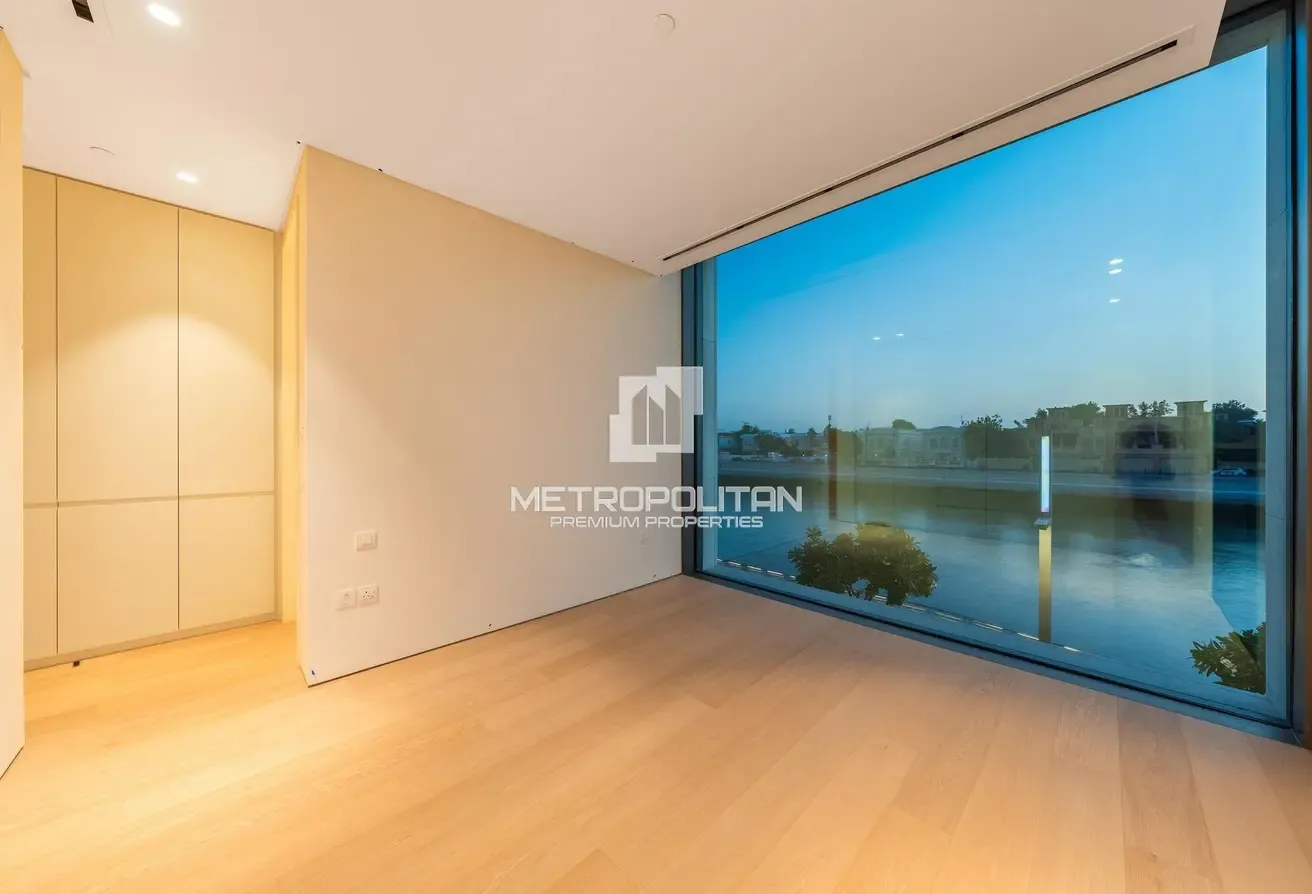 Ready to Move In | Waterfront Living