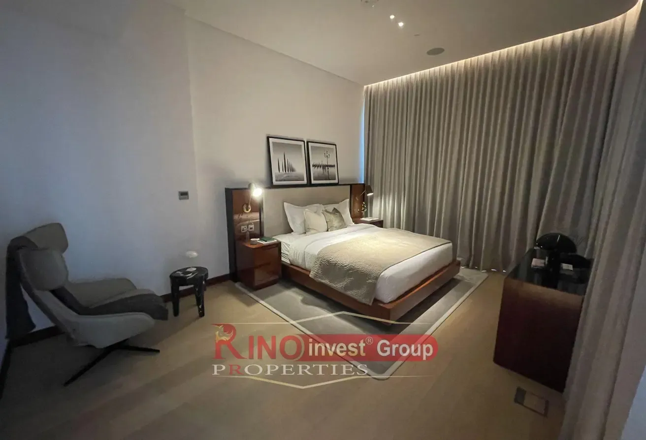 MR. C Penthouse| Iconic Waterfront Living