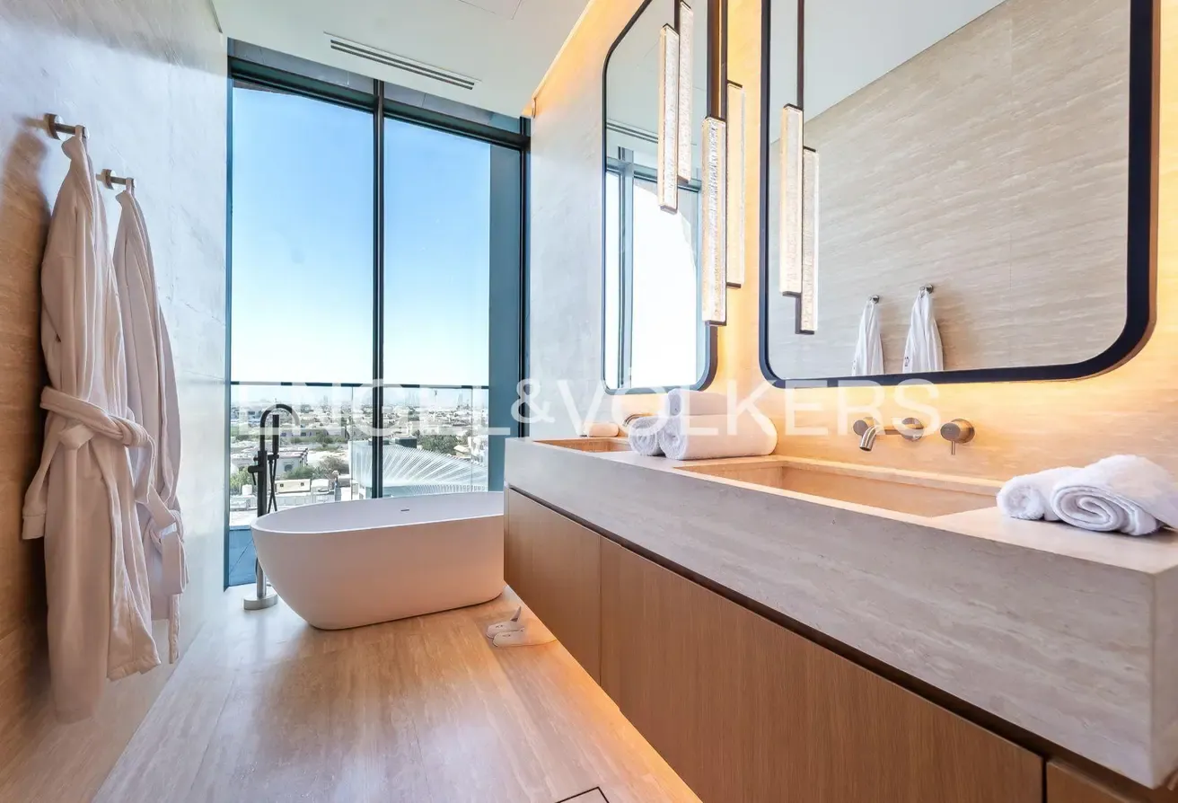Best Priced | Ultra Luxury | Highest Floor