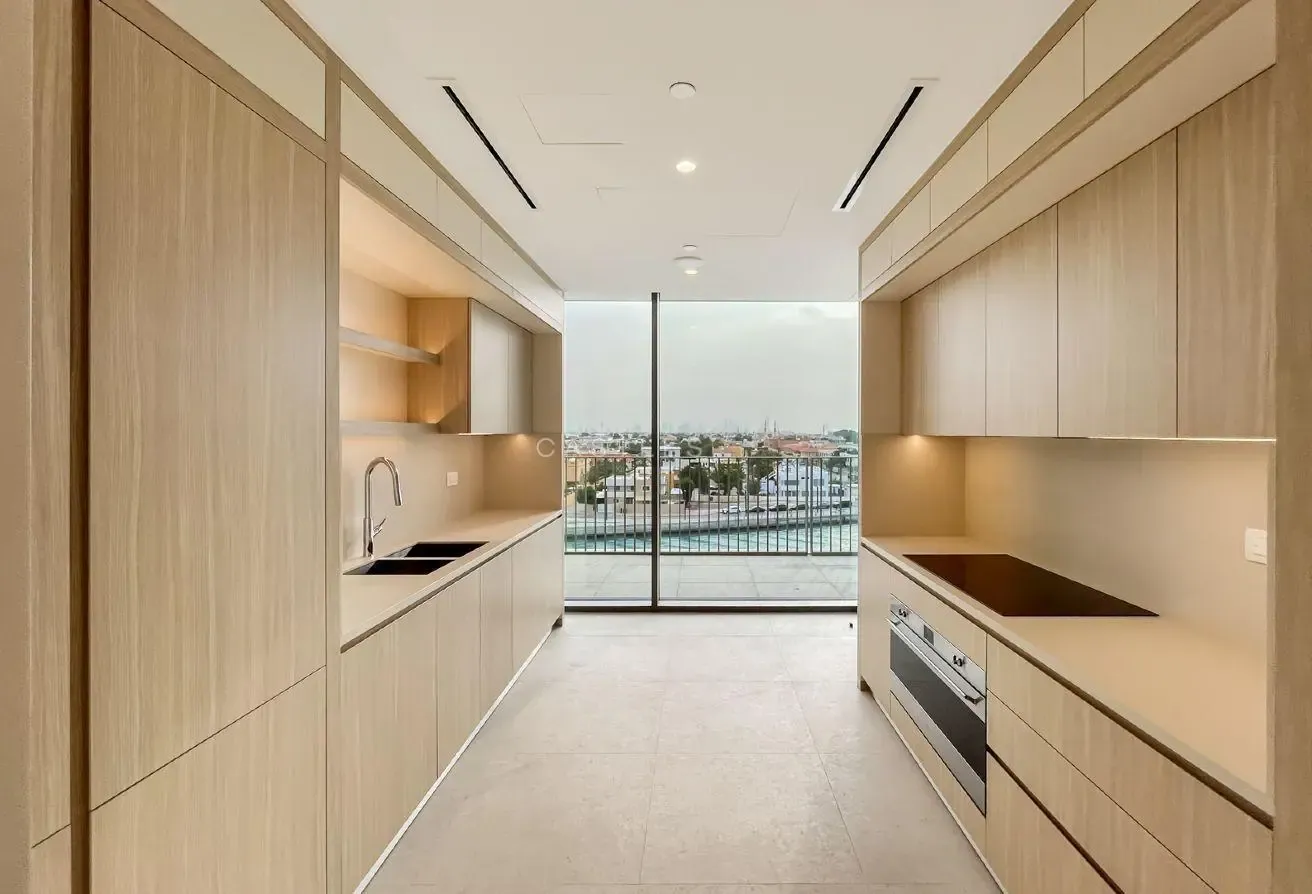 Canal & Sea View | High-End Finishing | Waterfront