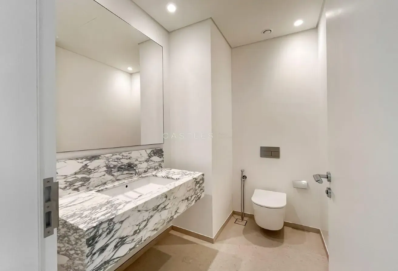 Canal & Sea View | High-End Finishing | Waterfront