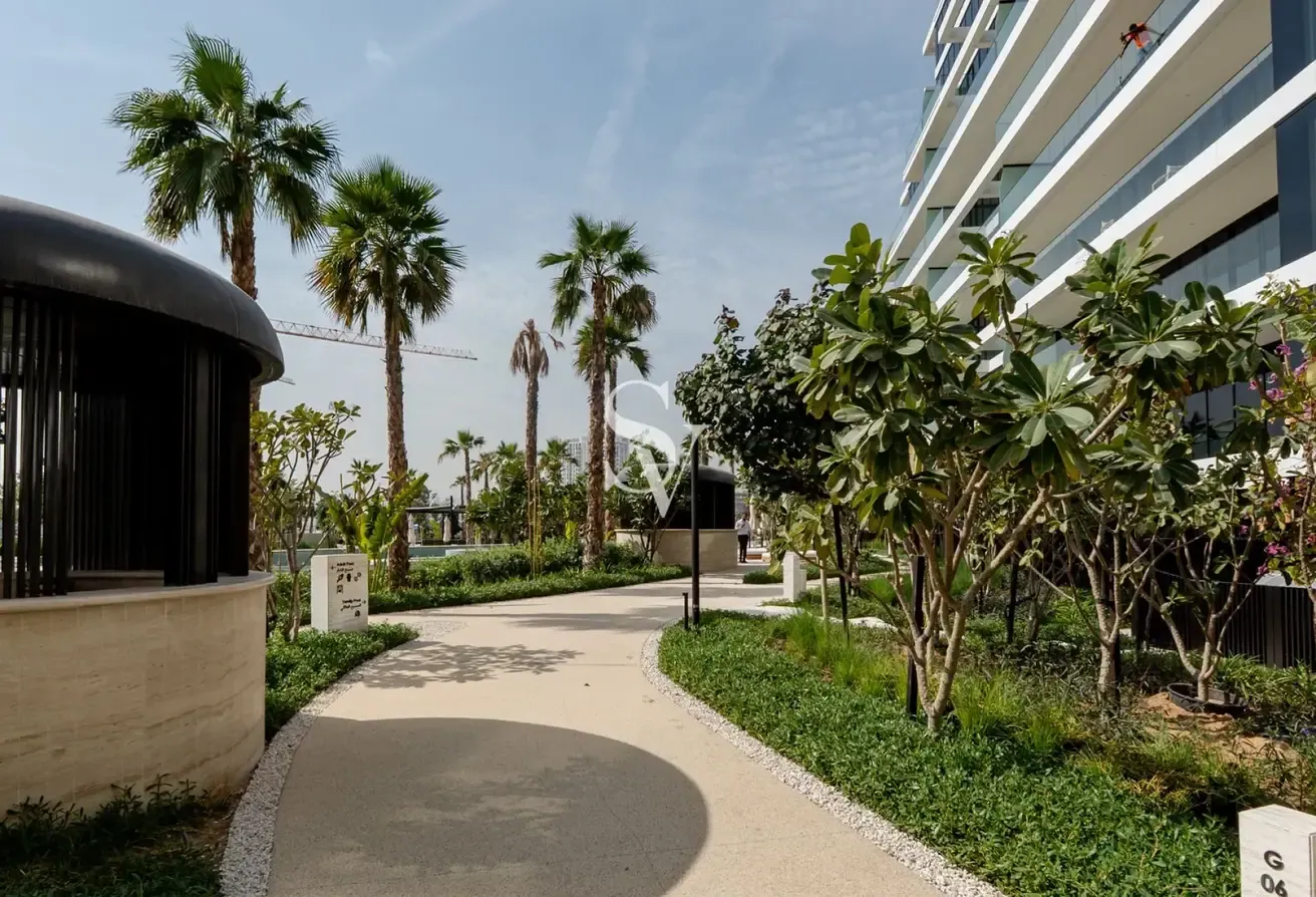Waterfront 2-Bedroom |Unrivalled Views |Furnished