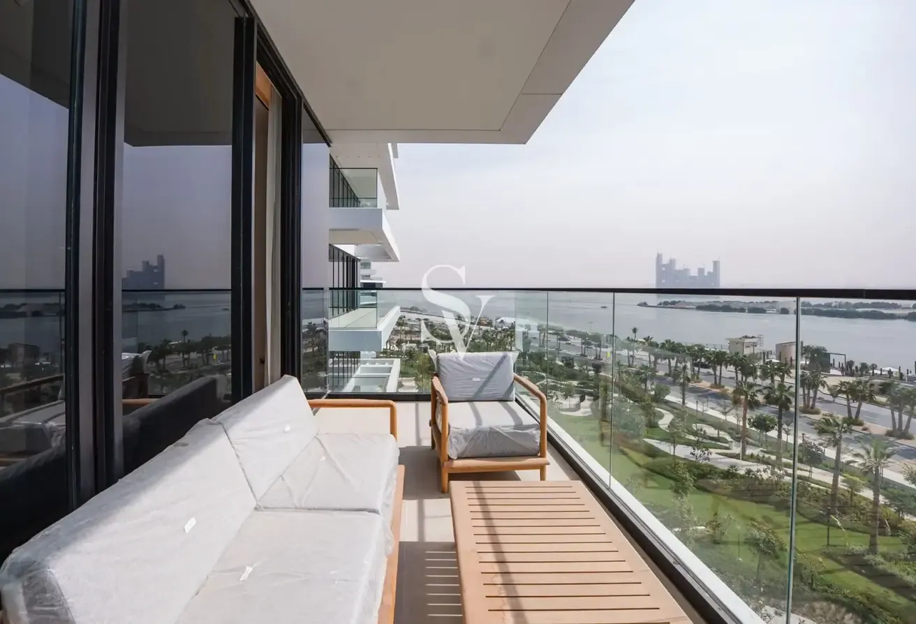 Waterfront 2-Bedroom |Unrivalled Views |Furnished