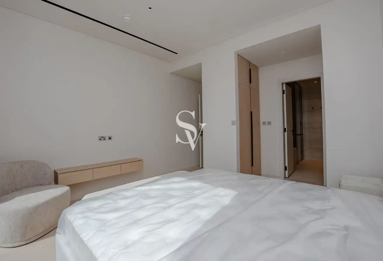 Waterfront 2-Bedroom |Unrivalled Views |Furnished