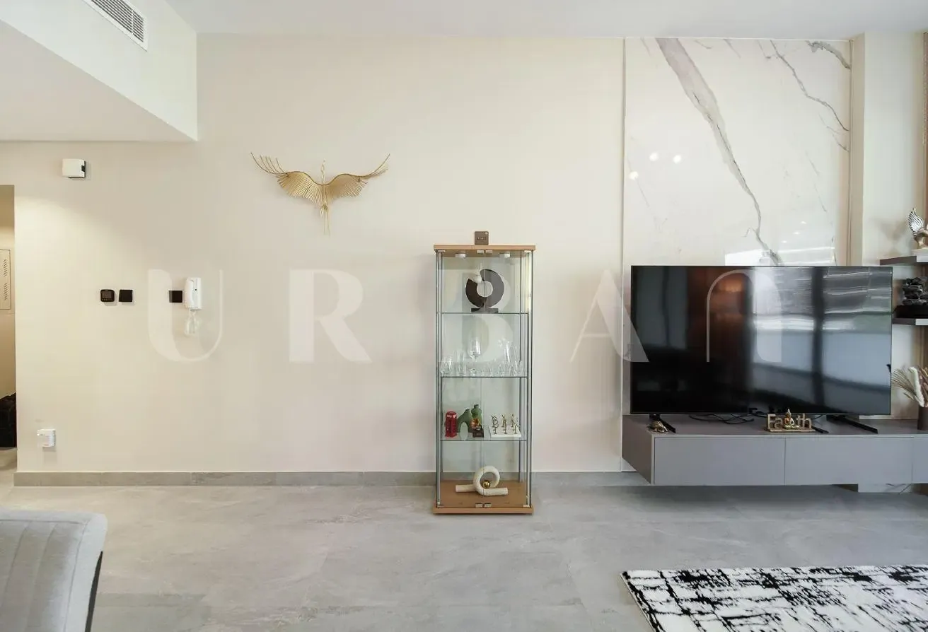 Genuine Resale | Furnished | Spacious Layout