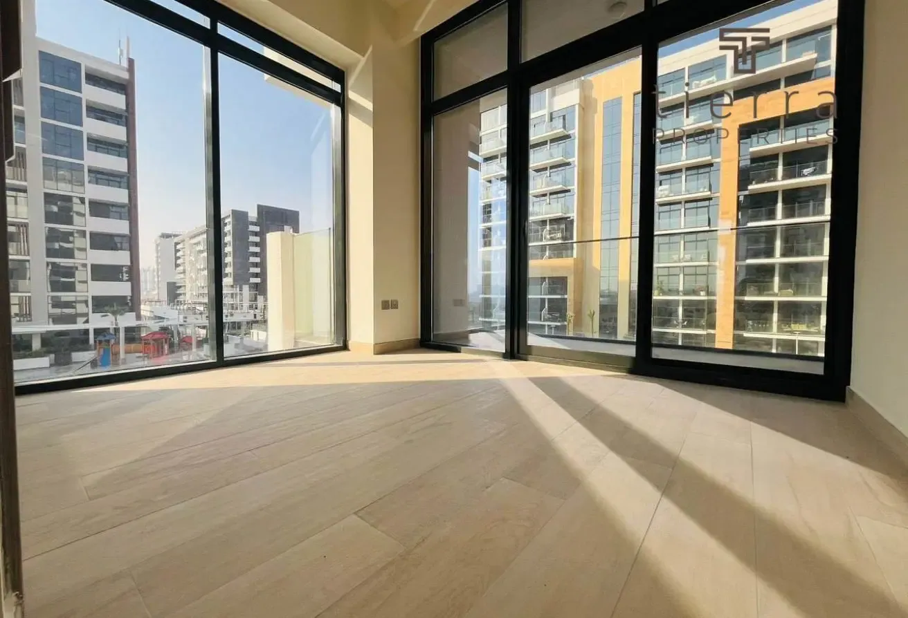 Spacious Layout | Open View | Negotiable