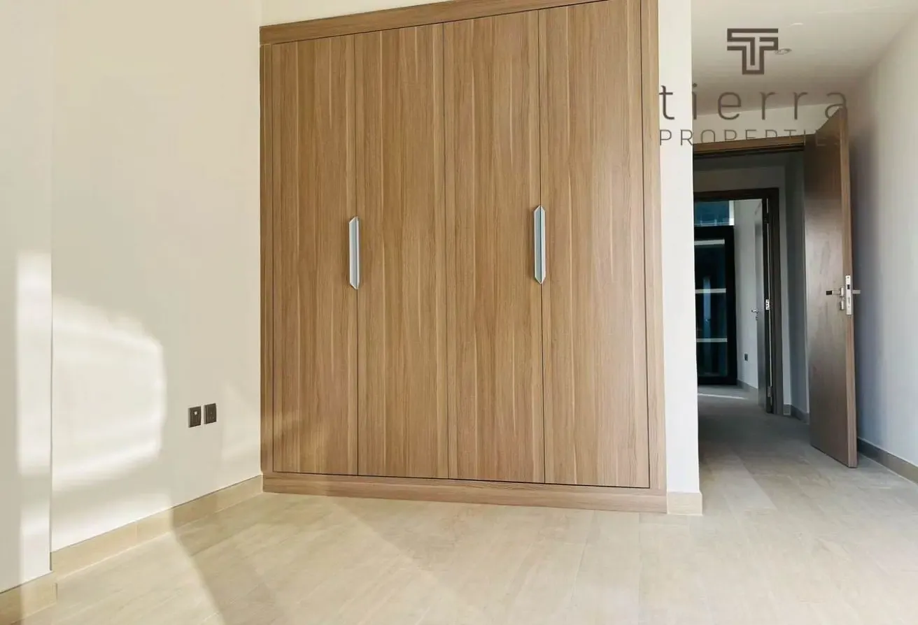 Spacious Layout | Open View | Negotiable