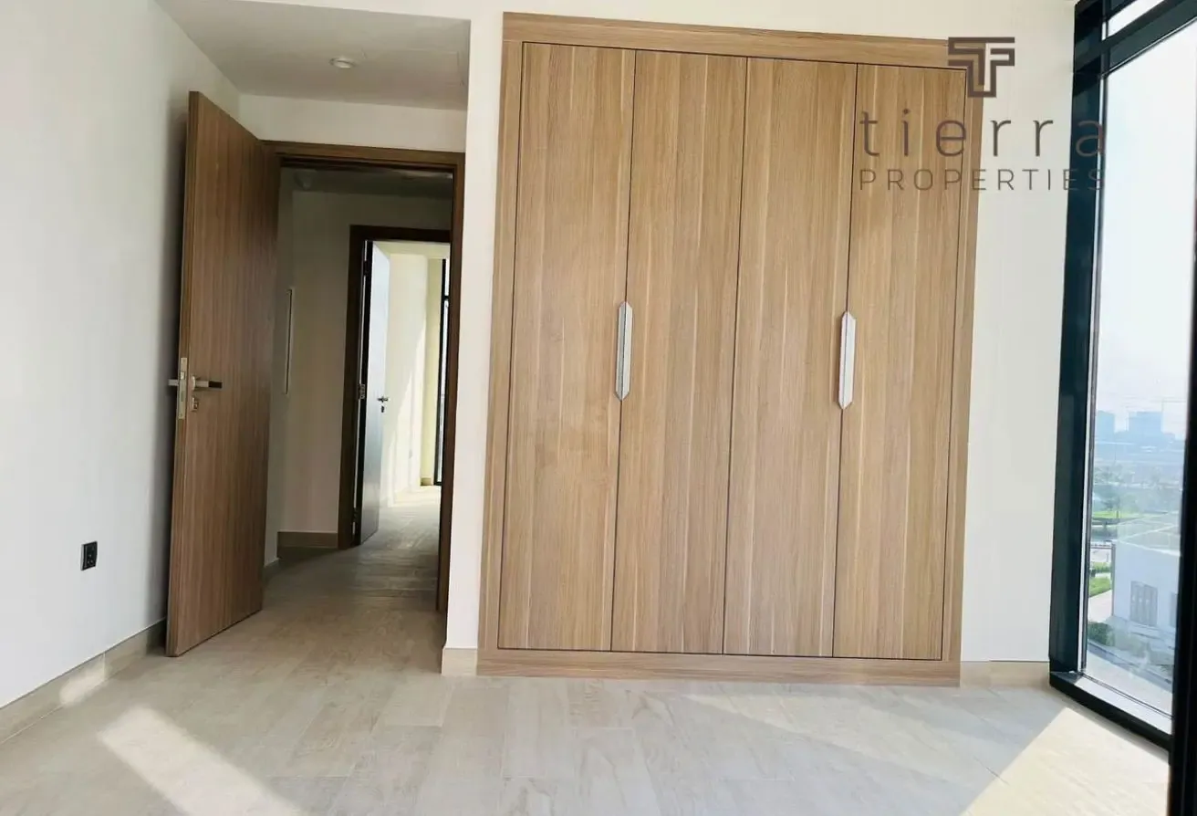 Spacious Layout | Open View | Negotiable