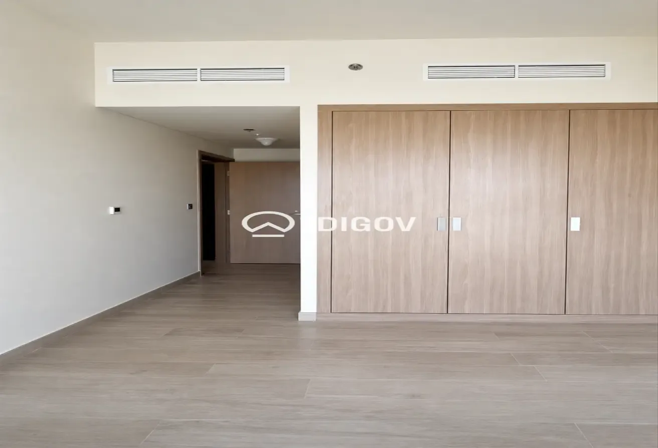 Semi Furnished | Spacious | Mid Floor