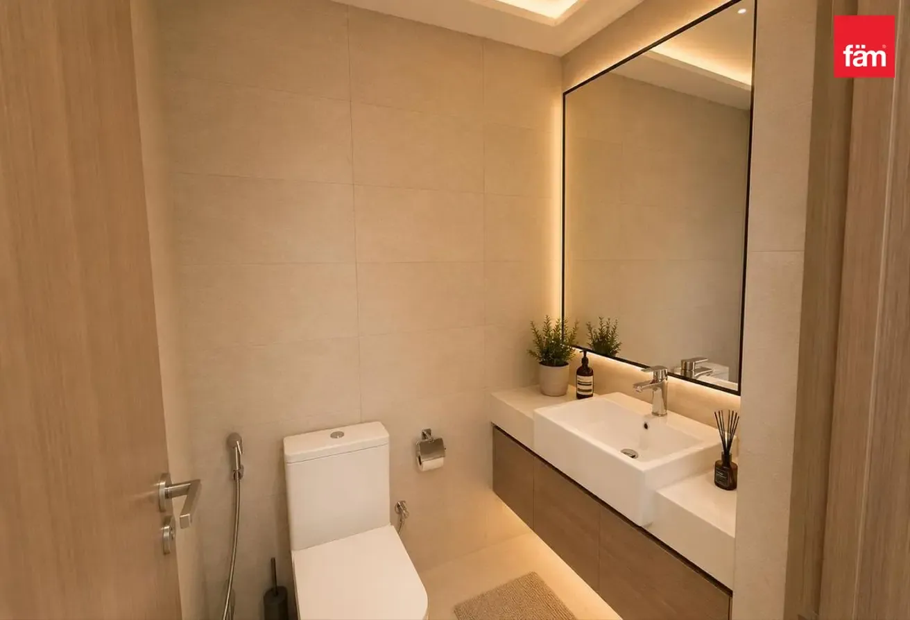 Chiller free | Burj Khalifa View | Fully Furnished