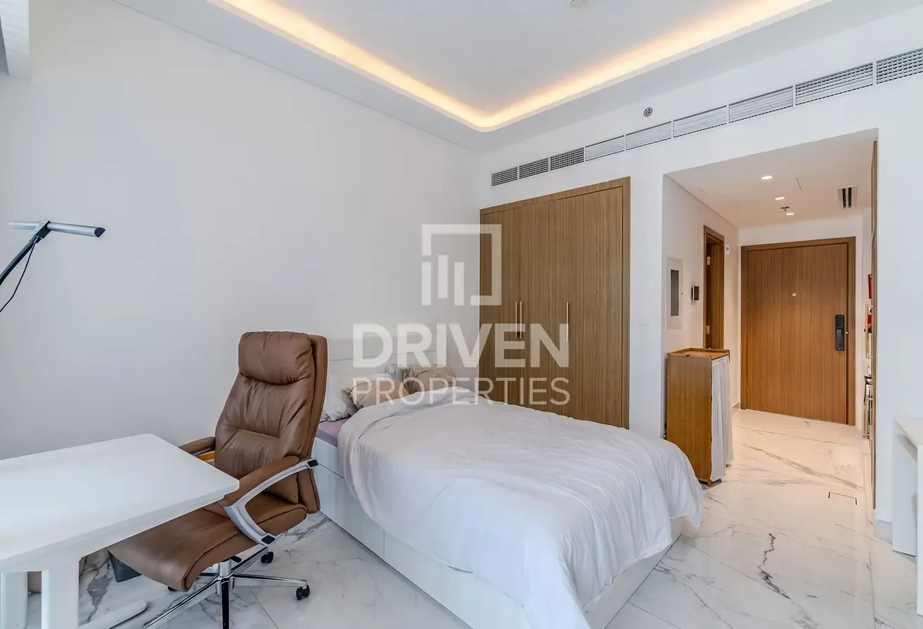 Modern Studio | Demanded Area | High ROI
