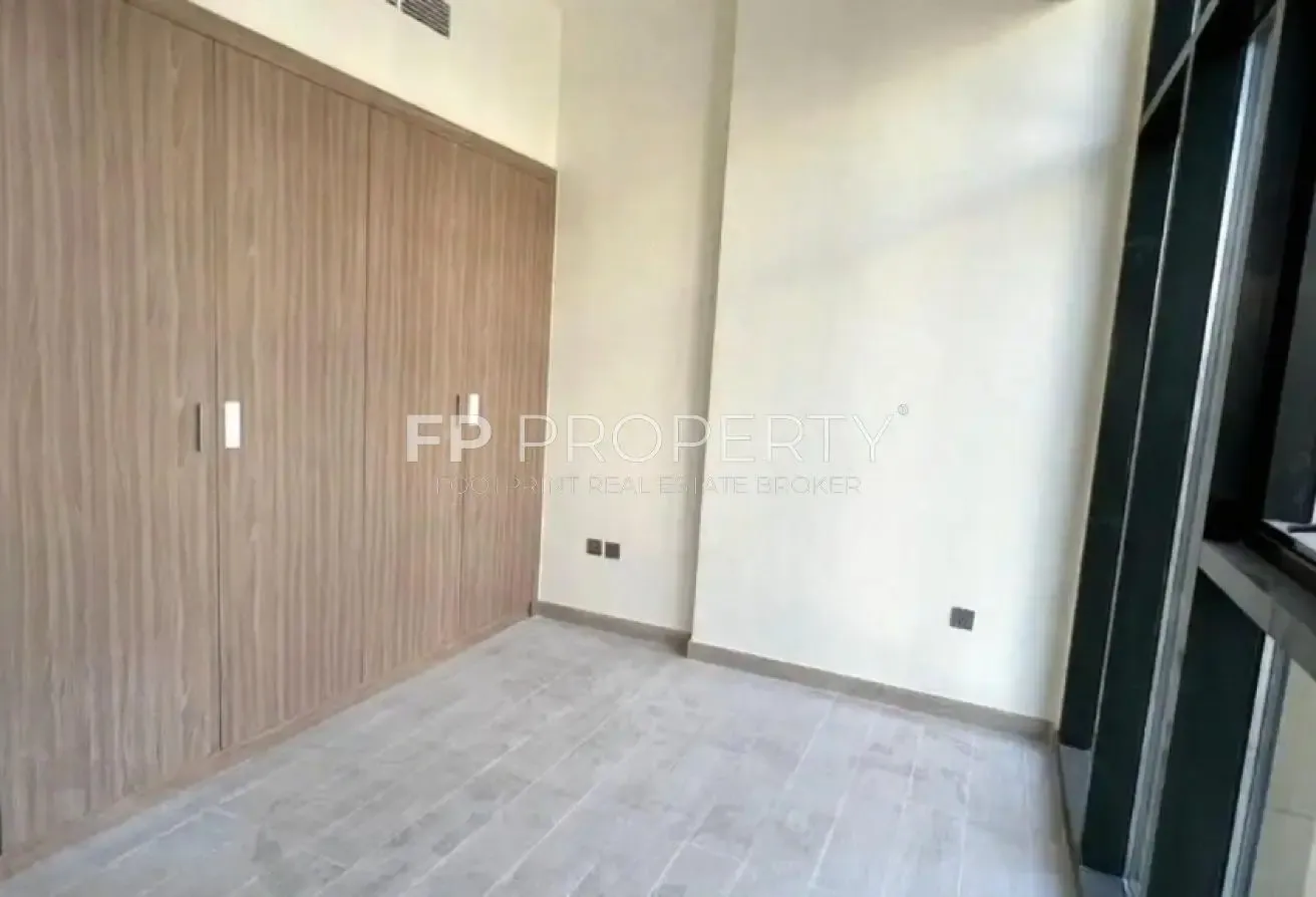 Prime Location | Rented | Modern | semifurnished
