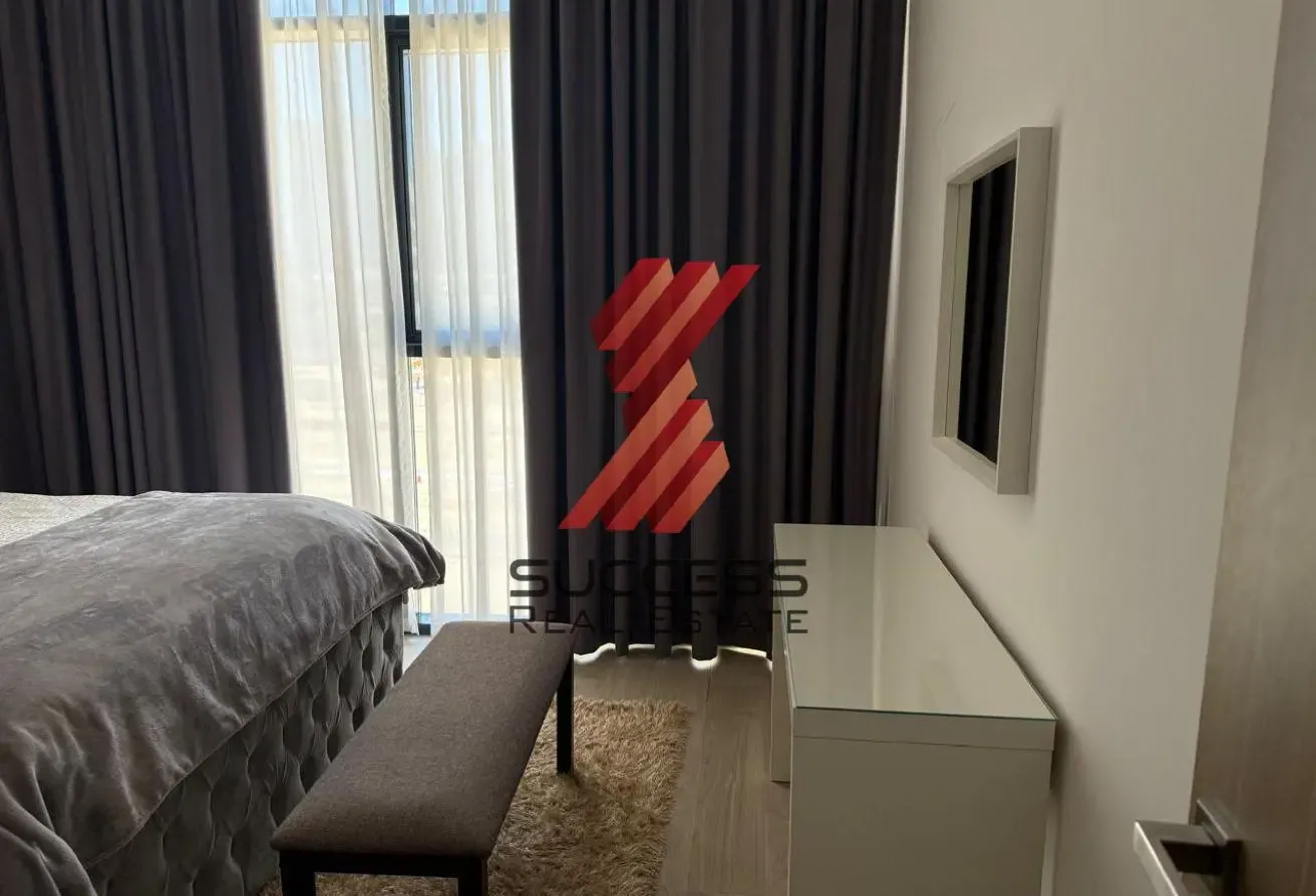 Fully Furnished 1-Bedroom with Lagoon View