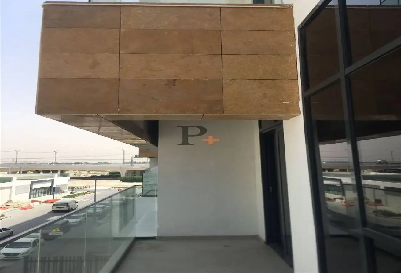 Premium 1bhk Apartment|High floor | Partial Lagoon | Prime Location