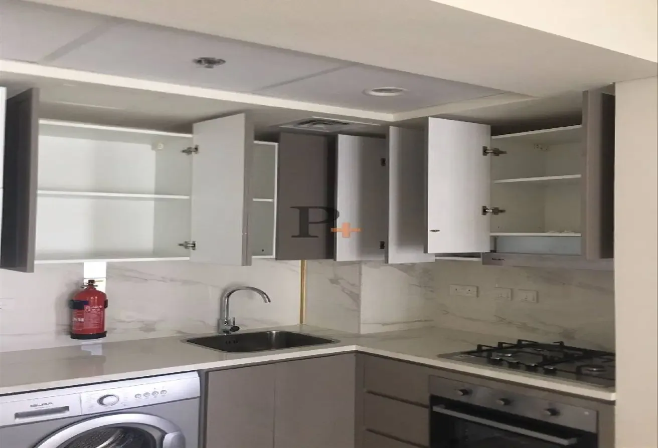 Premium 1bhk Apartment|High floor | Partial Lagoon | Prime Location