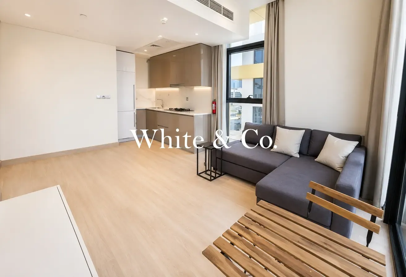 Corner-unit | Fully Furnished| High-ROI