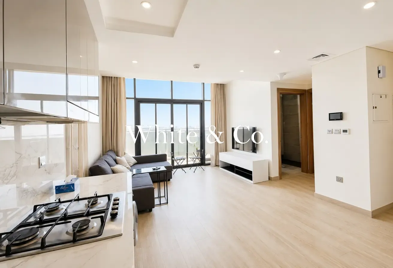 Corner-unit | Fully Furnished| High-ROI